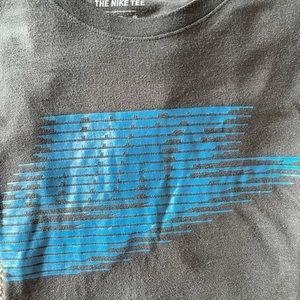 Nike men’s XL tee shirt